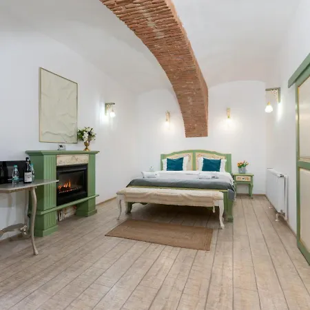 Republique Apartment